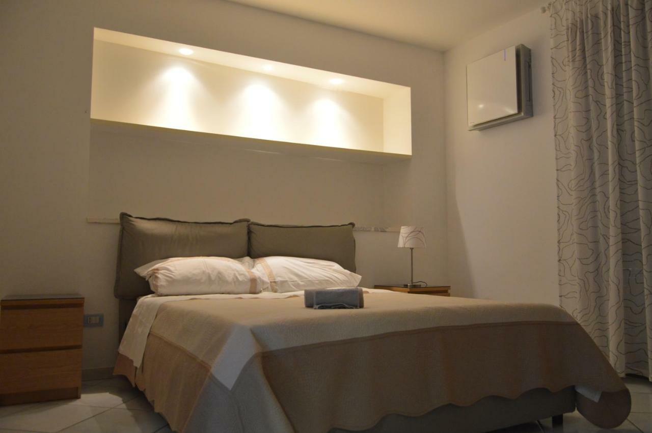 Apartamento Casa Vacanze Le Palme Noto Exterior foto