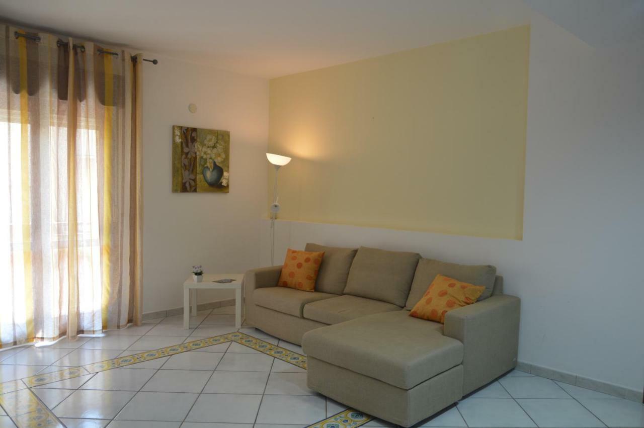 Apartamento Casa Vacanze Le Palme Noto Exterior foto